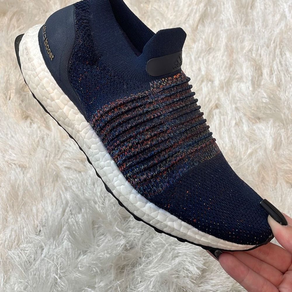 Unisex Adidas Ultra Boost Laceless Shoe￼